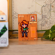Leah Desk Friend